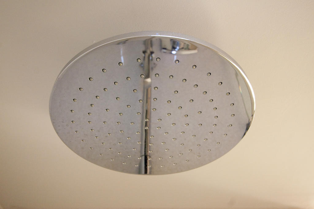 Habitación Doble con 2 camas dobles y bañera accesible - Adaptada para personas con discapacidad