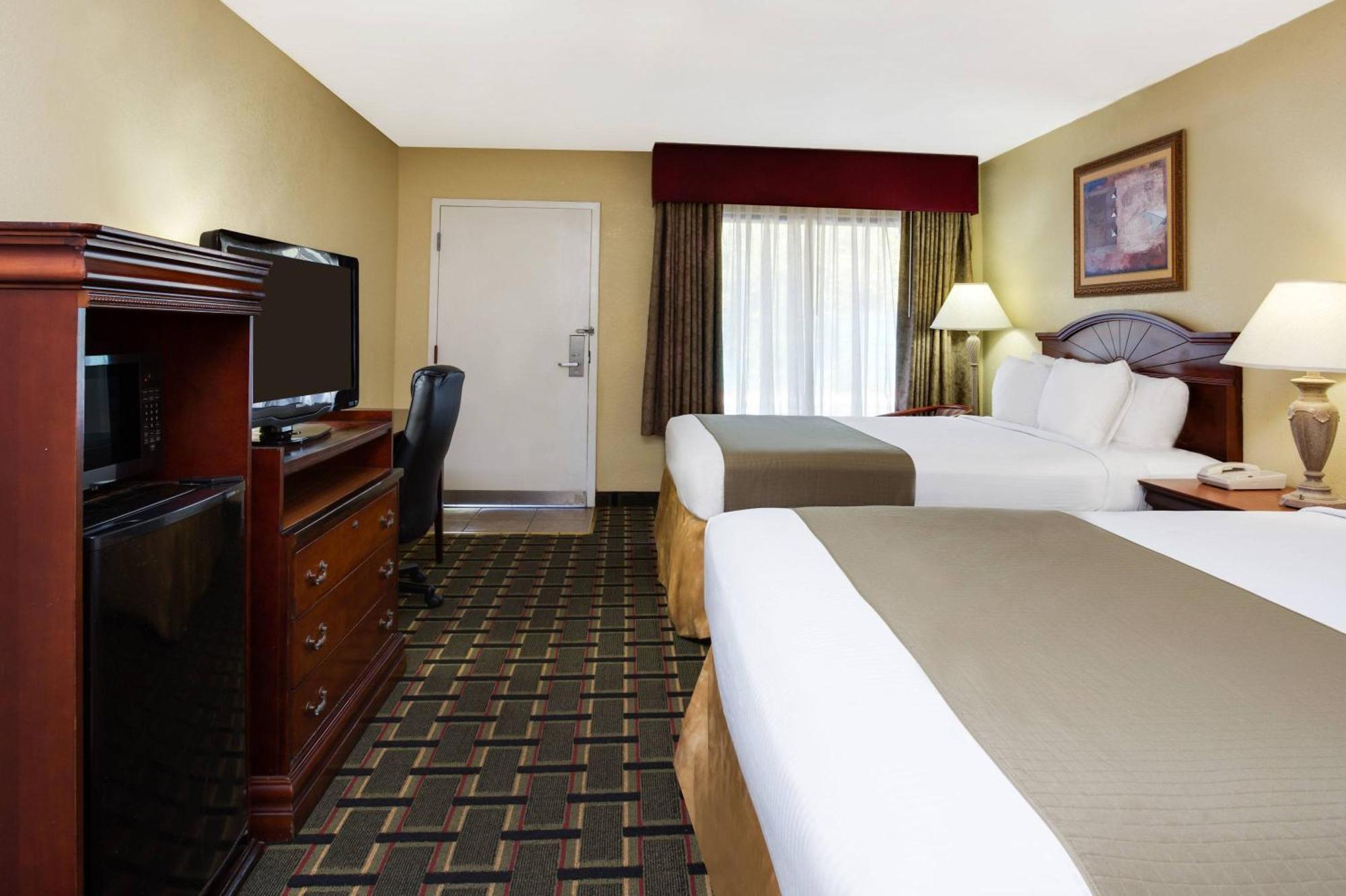 King Room with Two King Beds - Non-Smoking