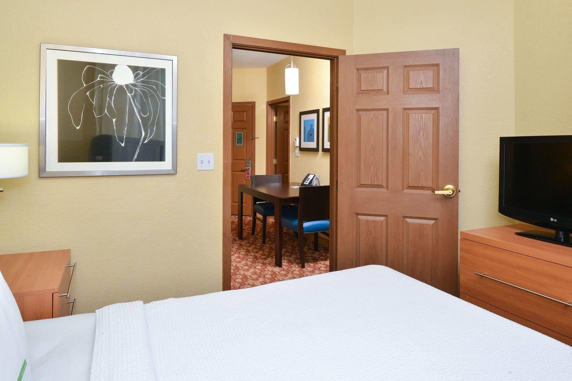 Suite Lit Queen-Size 2 Chambres avec Canapé-Lit