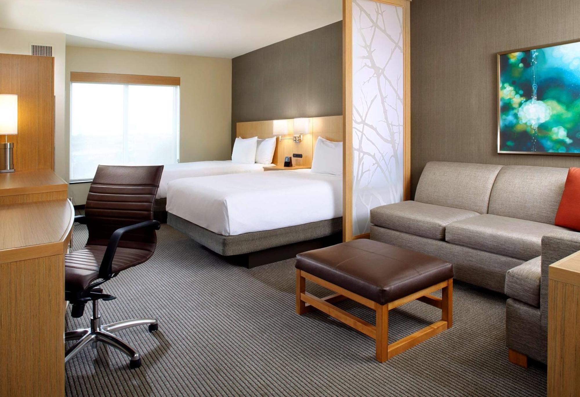 Chambre avec 2 Lits Queen-Size et Canapé-Lit - Étage Supérieur