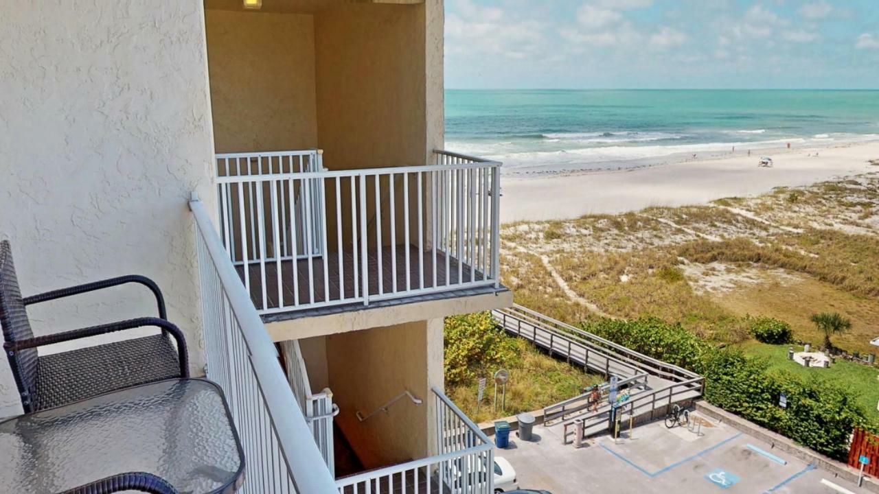 Executive Double Ocean & Bay View 602