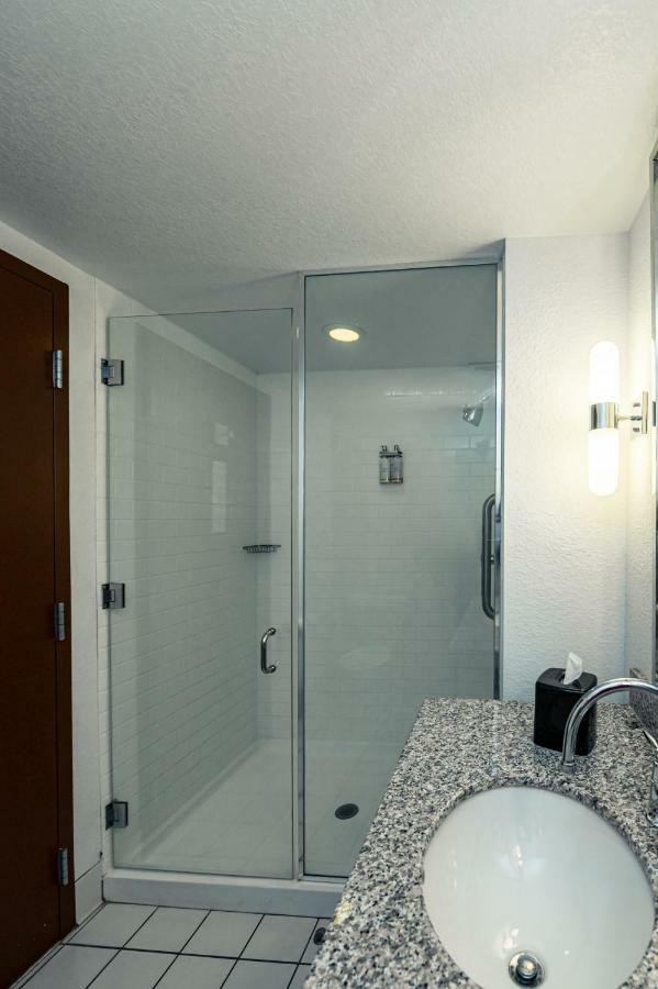 Premium King Room with Balcony