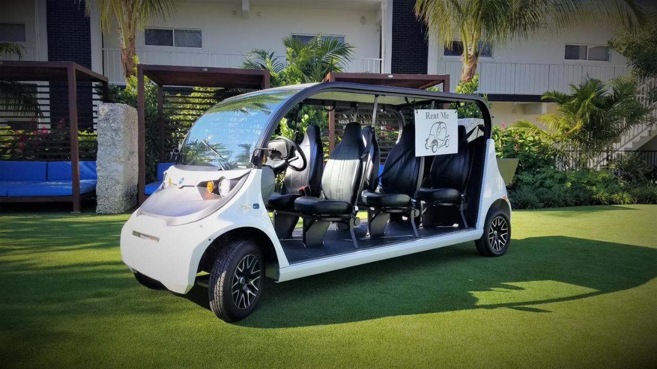 Pool View 1 Bedroom King Suite,957410989:JPEG