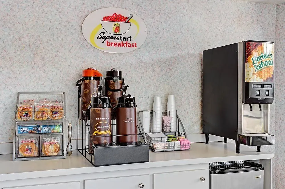 Americana Inn & Suites-1
