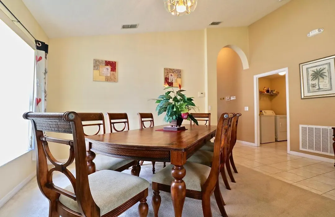 Perfect Large Gated Home W Pool Near Golf Course-1