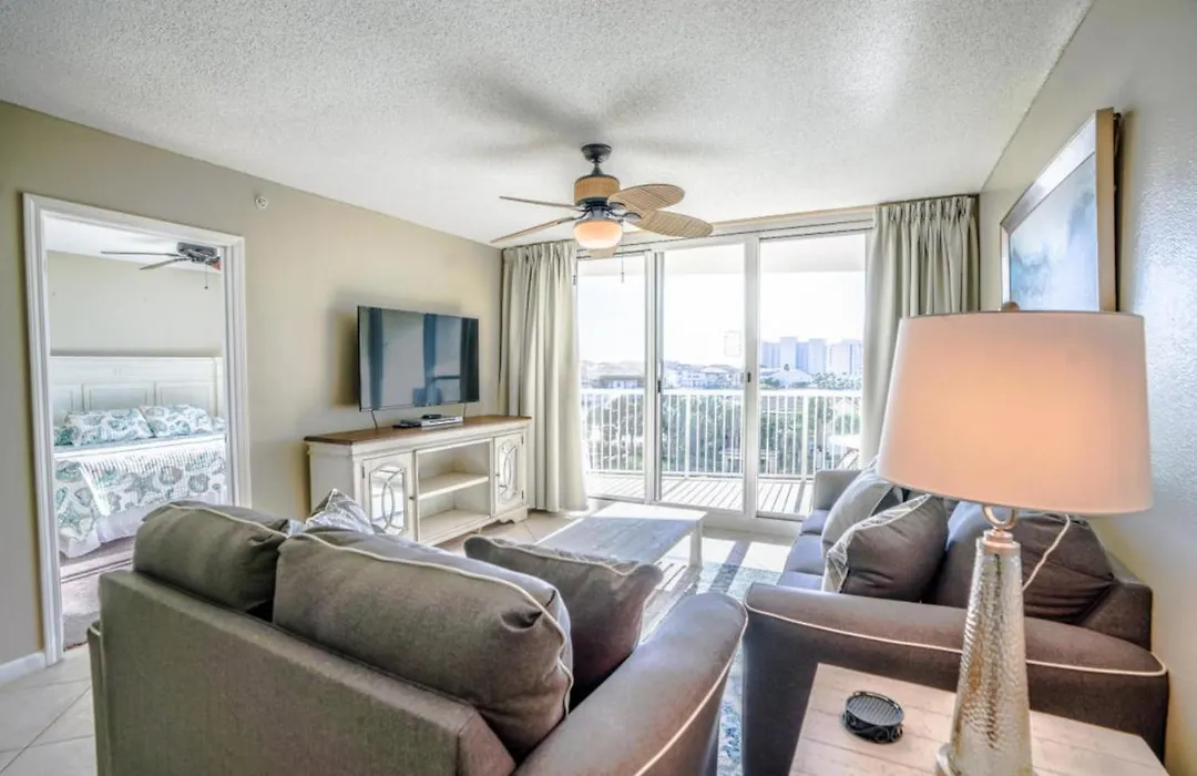 The Terrace At Pelican Beach 0206-1