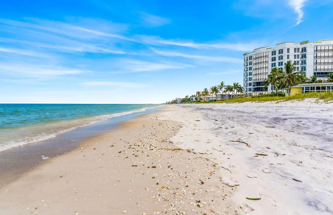 Newly Remodeled, Pool,Tennis,5 Mins Drive 2 Beach-1
