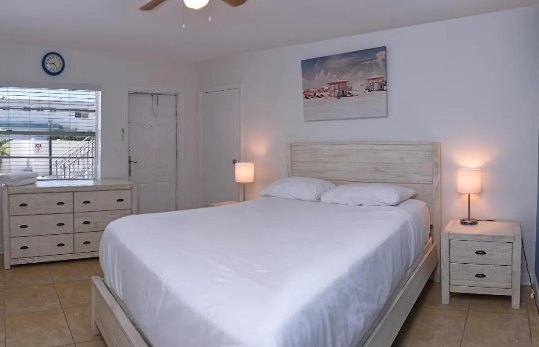 Makani Beach House 335-1