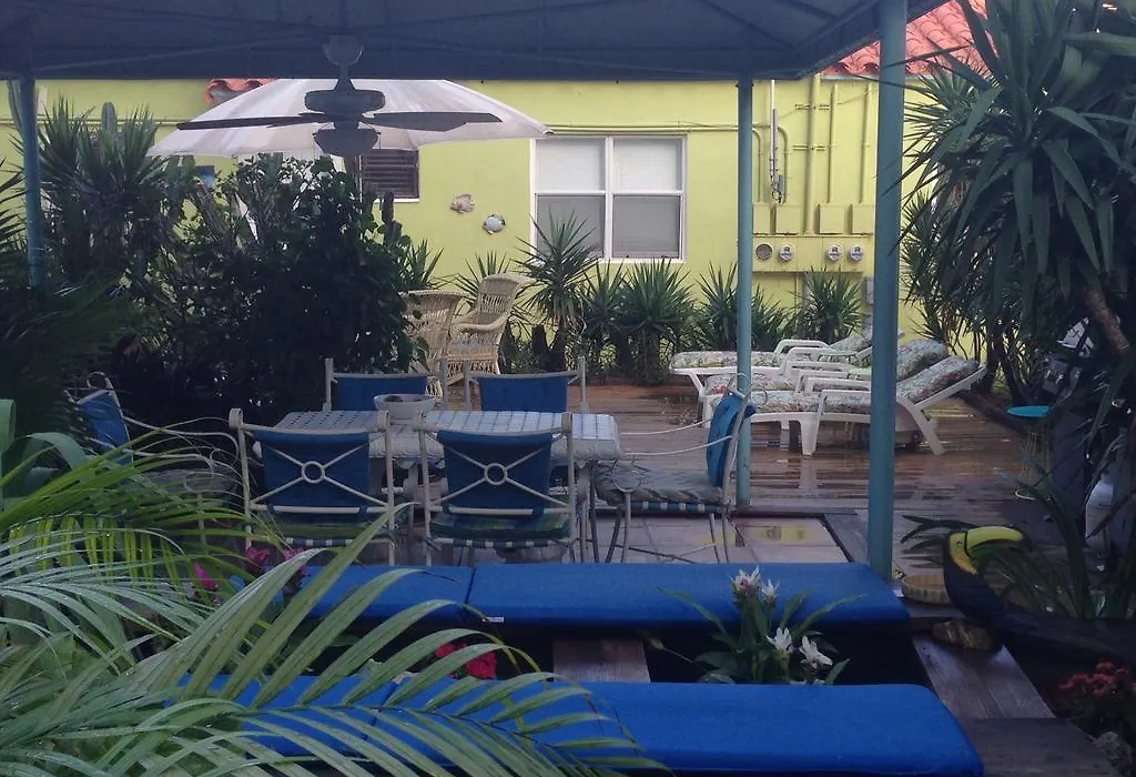 Angelfish Inn-1