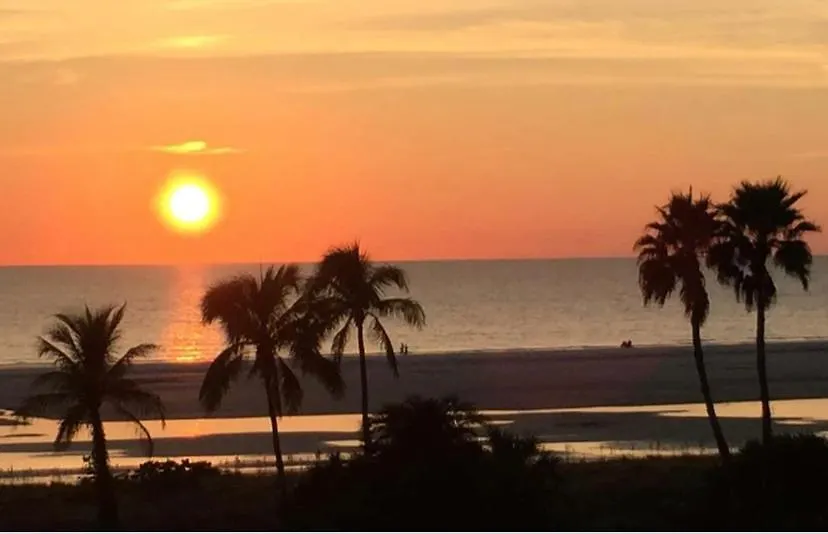 Paradise Found - Private Oasis With Heated Pool On Marco Island-1