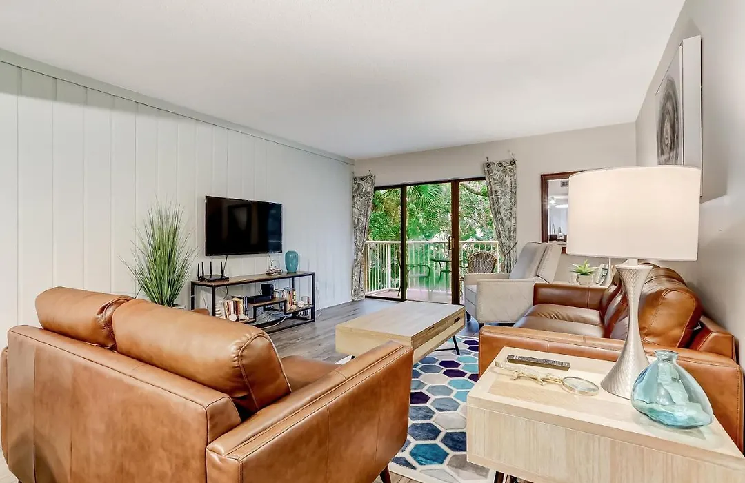 Sun-Kissed Condo In Prime Location W/Shared Pool, Private W/D, Free Wifi, Ac-1