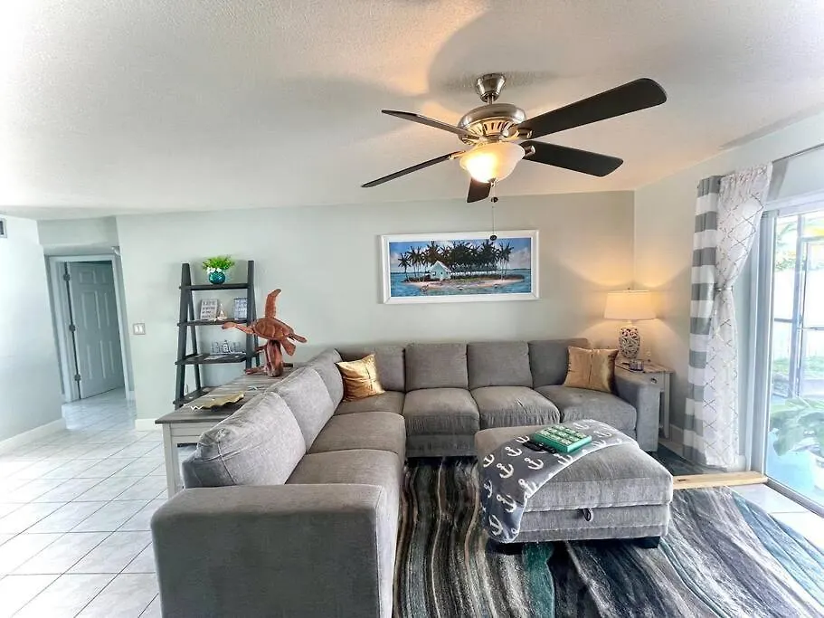 Sparkling 2Bed 1Bath Beach Home - Unit 214-1
