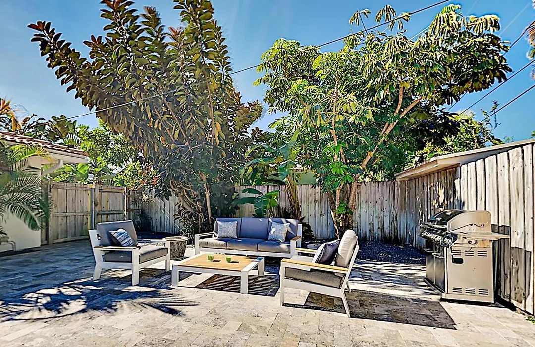 Coral Ridge Hideaway-1