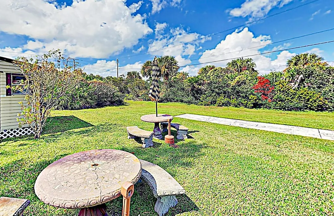 Cresent Sandpiper Condo Unit B205-1