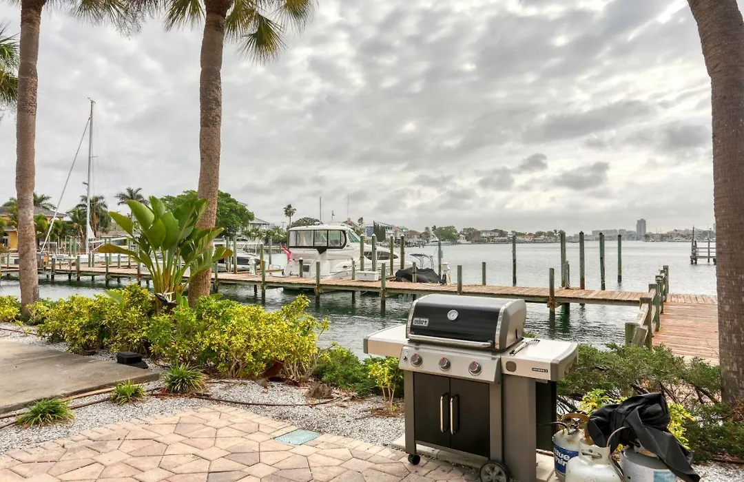 Dockside Dream-1