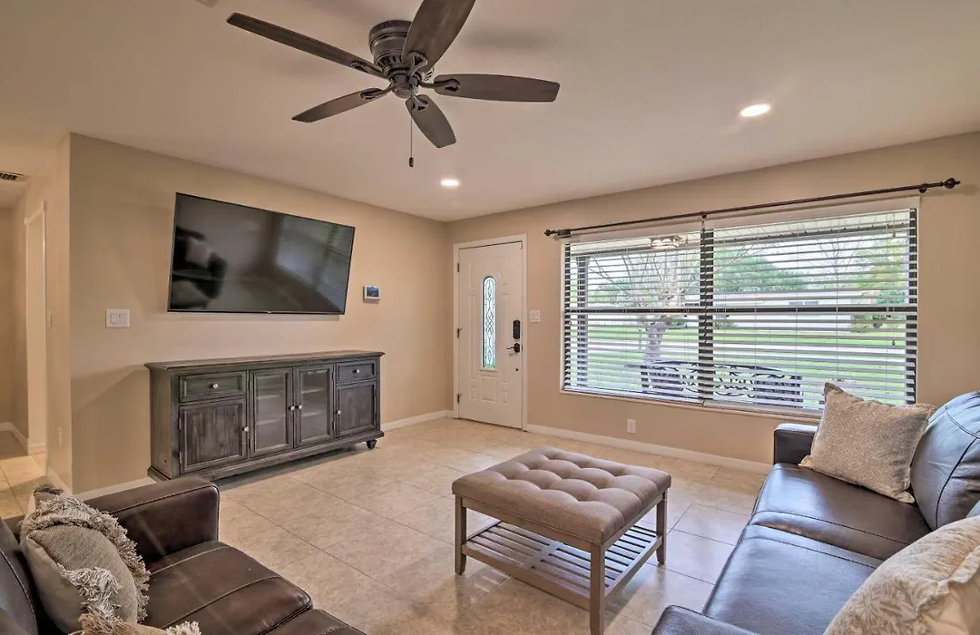 Lovely Lakeland Home Less Than 2 Mi To Fsc And Lake!-1
