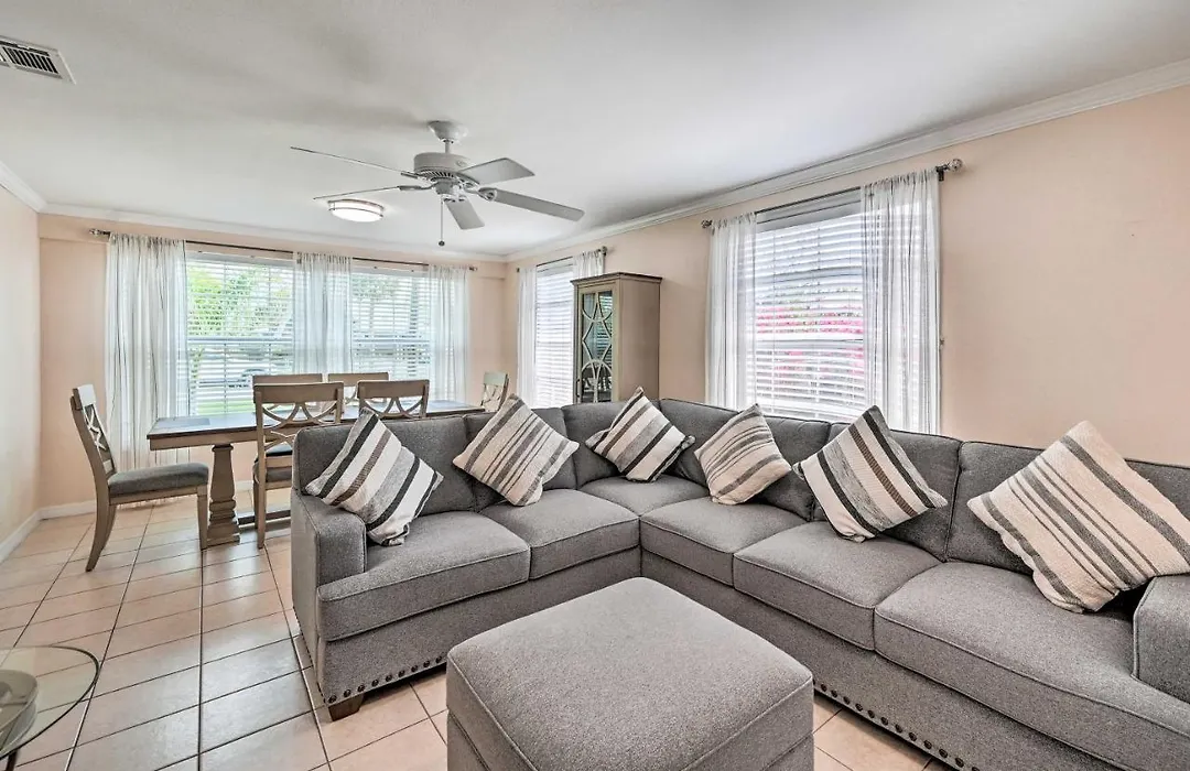Naples Retreat With Hot Tub And Lanai - 1 Mi To Beach!-1