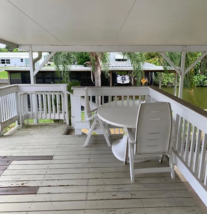 Golden Pineapple Vacation Homes Okeechobee Fl-1