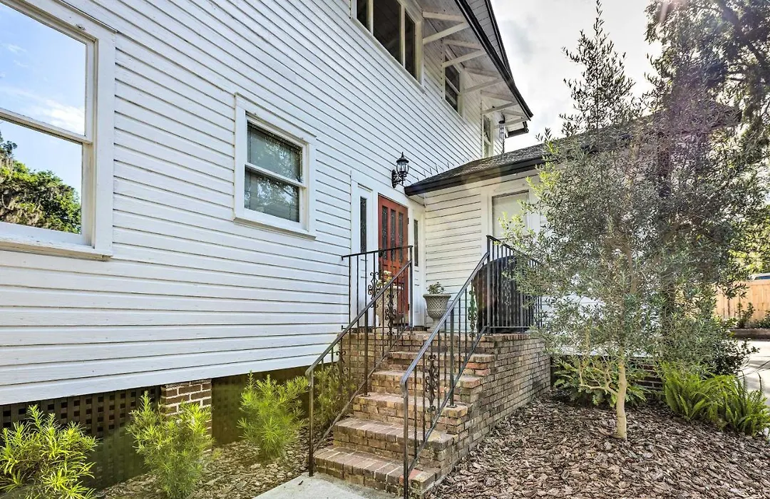 Historic 1891 Ocala Apartment With Original Touches!-1