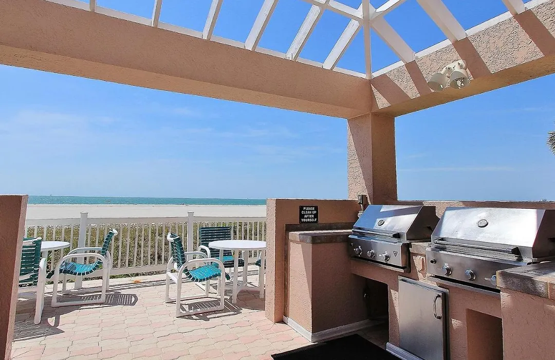 Crescent Beach Club I 16C-1