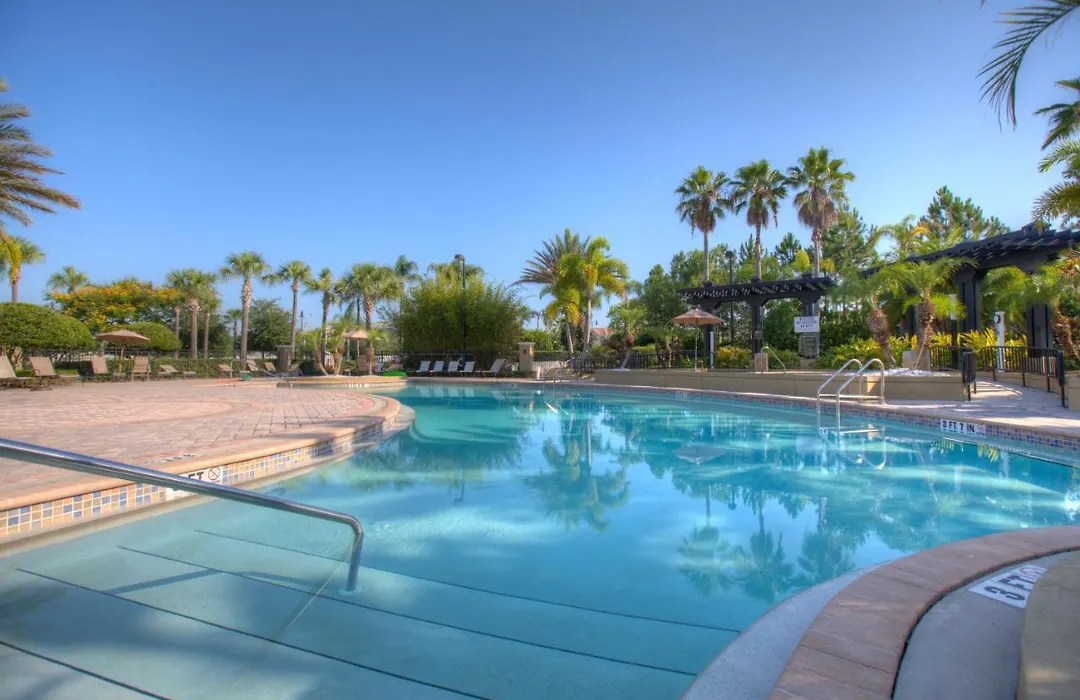 Luxury Vacation In This Gorgeous Vista Cay Condo-1