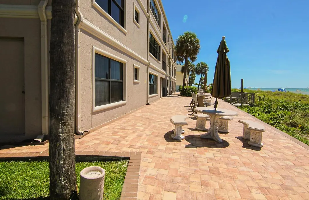 Belleair Sands 107-1