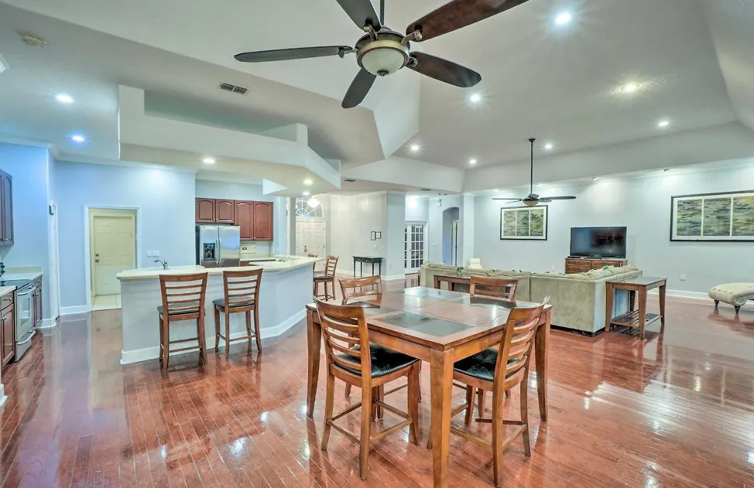 Expansive Family Villa 5 Mi To Sponge Docks!-1