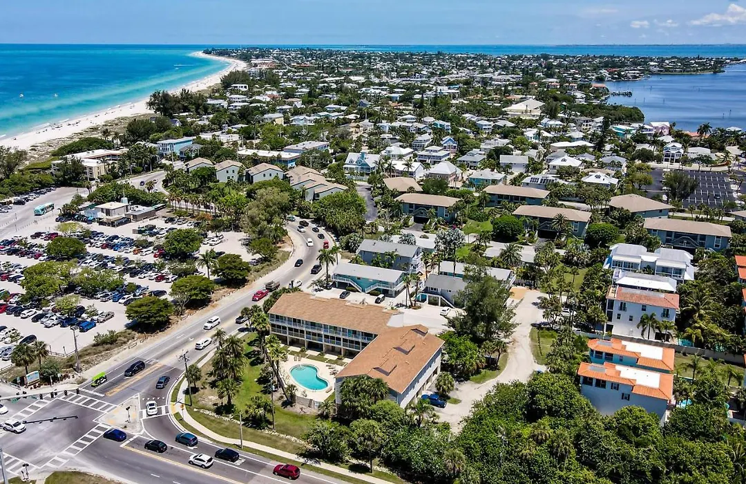 Beach & Gulf Escape-1