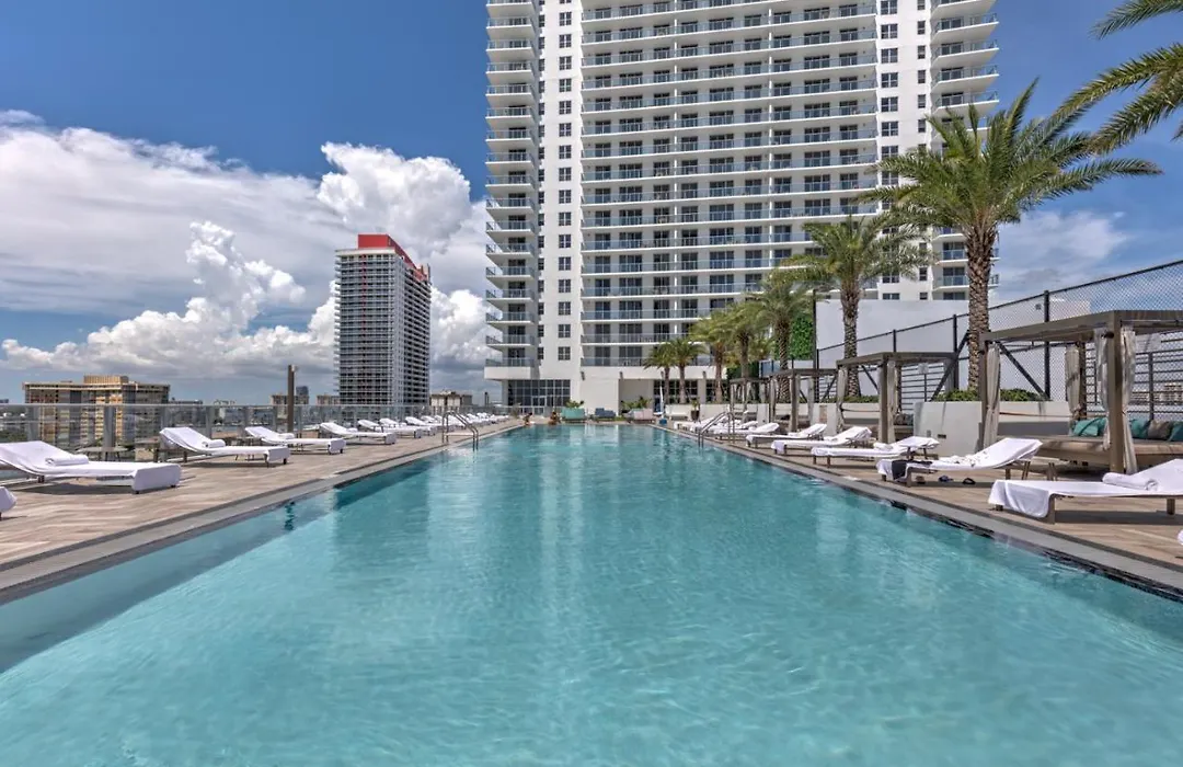 5 Star Hollywood Penthouse Breathtaking Ocean View Brand New 2Br Bth-1
