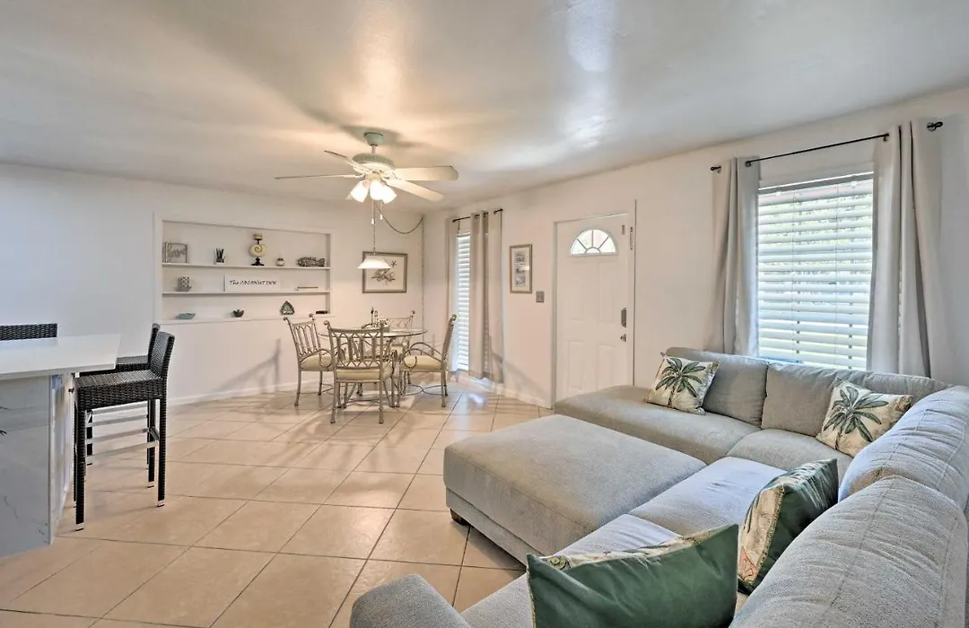 Bright Naples Home - 4 Mi To Botanic Gardens!-1