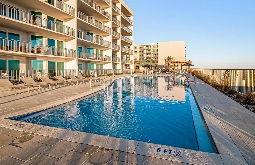 Blu Condos 101-1