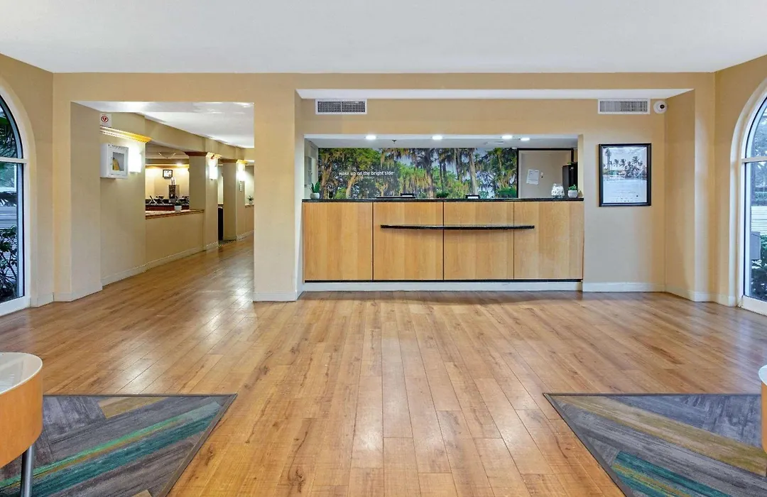 La Quinta By Wyndham Coral Springs South-1