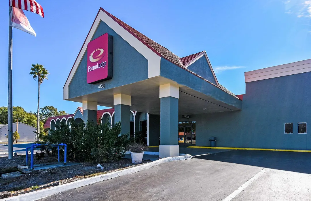 Econo Lodge Busch Gardens Tampa-1