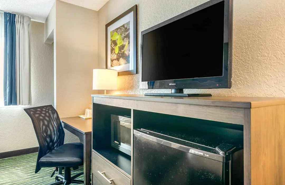 Quality Inn & Suites Leesburg Chain Of Lakes-1