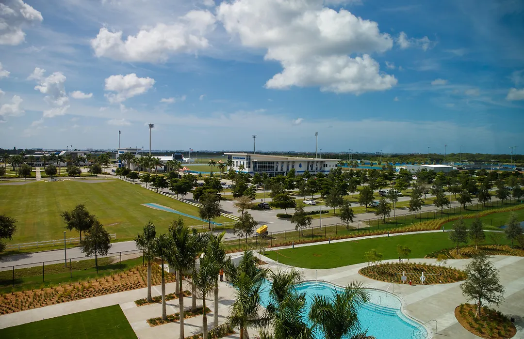Legacy Hotel At Img Academy-1