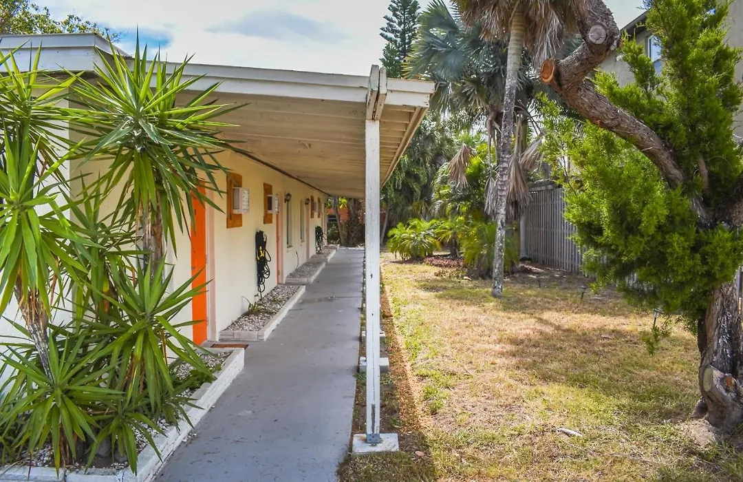 Cocoa Beach Cottages-1