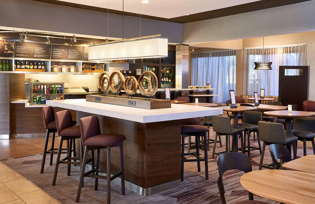 Sonesta Select Miami Lakes-1