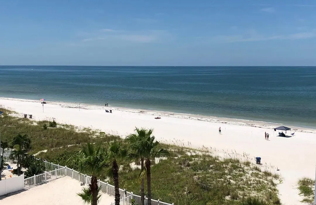 Luxury Penthouse Suite At The Island Inn Beach Resort-1