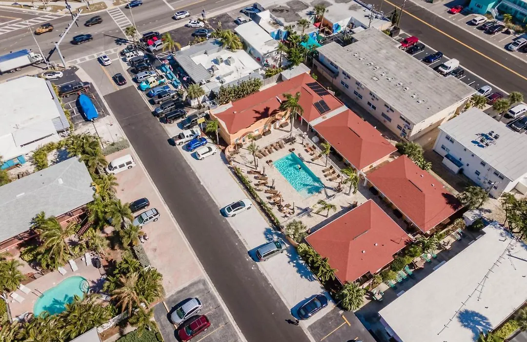 Upham Beach Inn-1