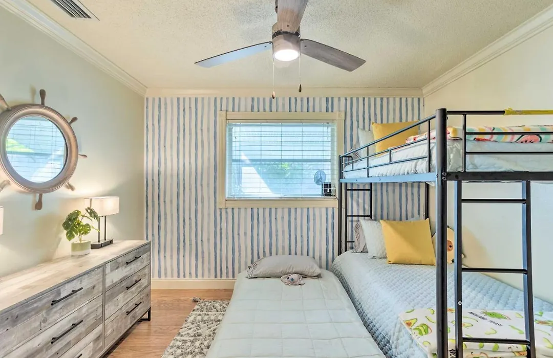 Beachy Family Getaway Less Than 2 Mi To Ocean Shore!-1