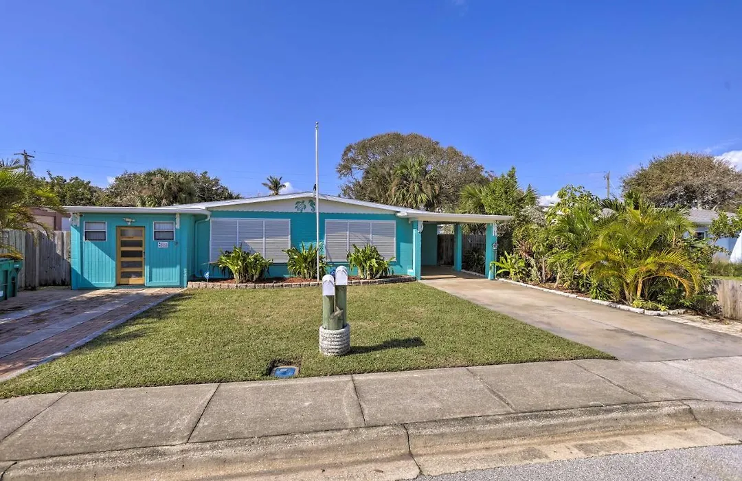 Cute & Cozy Florida Duplex: Walk To Beaches!-1