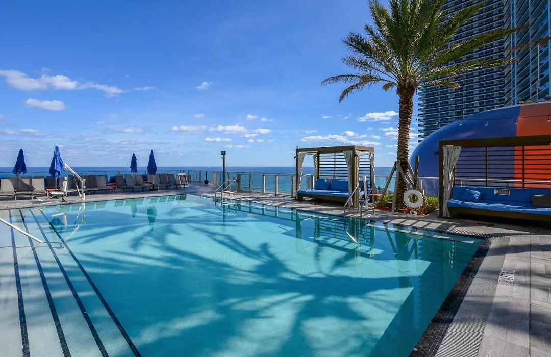 Hyde Resort And Residencies 705-1