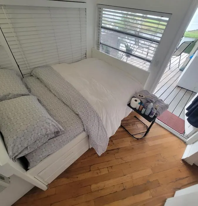 3 Great Room For Rent, Individual Entrance, Share Bathroom, Beautiful Lake, In Manufactured Home 5 Min From Hard Rock Hotel Casino-1