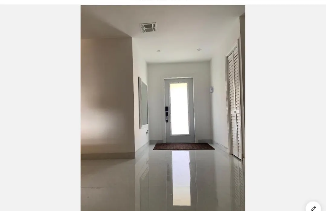 Bedroom And Bathroom 4-1