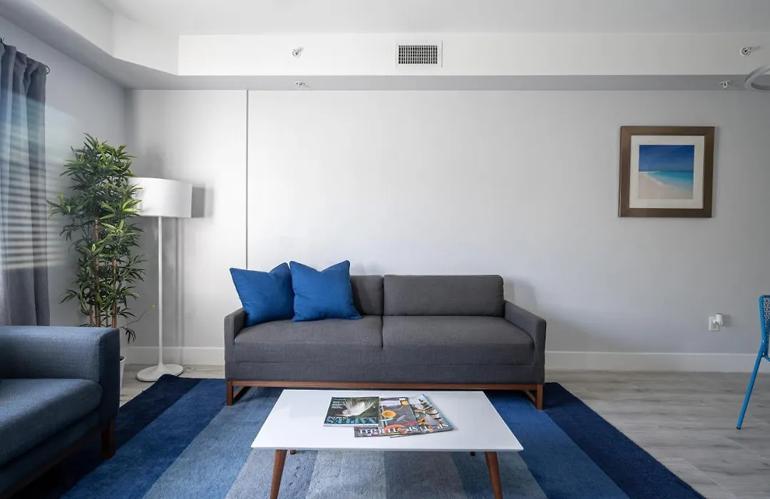 Modern 1Br Condo-5 Min Bike Ride To The Beach-1