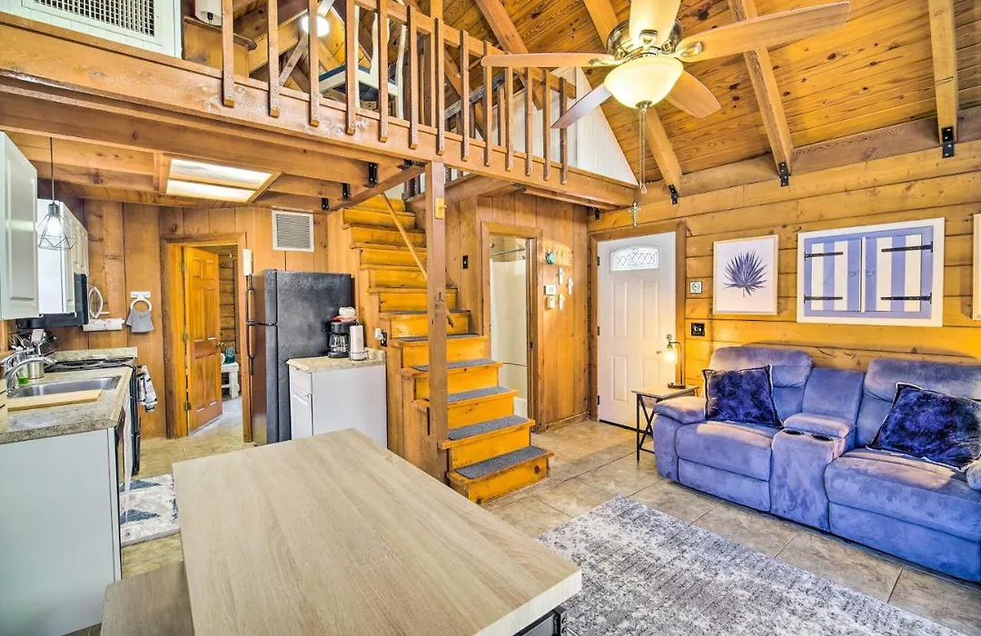 Okeechobee Cabin In Waterfront Community W/ Dock!-1
