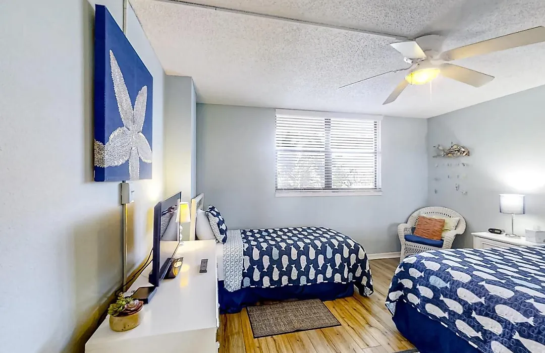 Newly Decorated Ground-Floor Suite Steps From Beach And Pool W/Views, Wifi-1