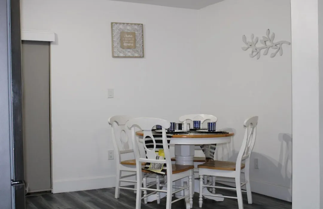 Luxurious Suite By Hard Rock Stadium And Casino-1