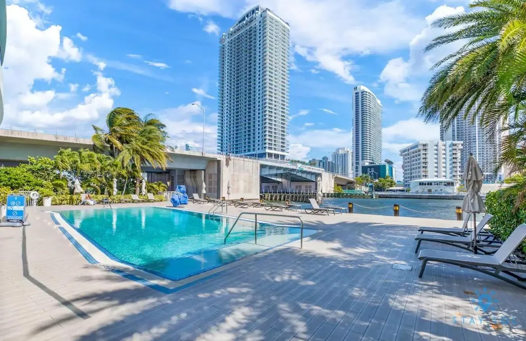 Spectacular Apartment Amazing Pool Near Beach-1