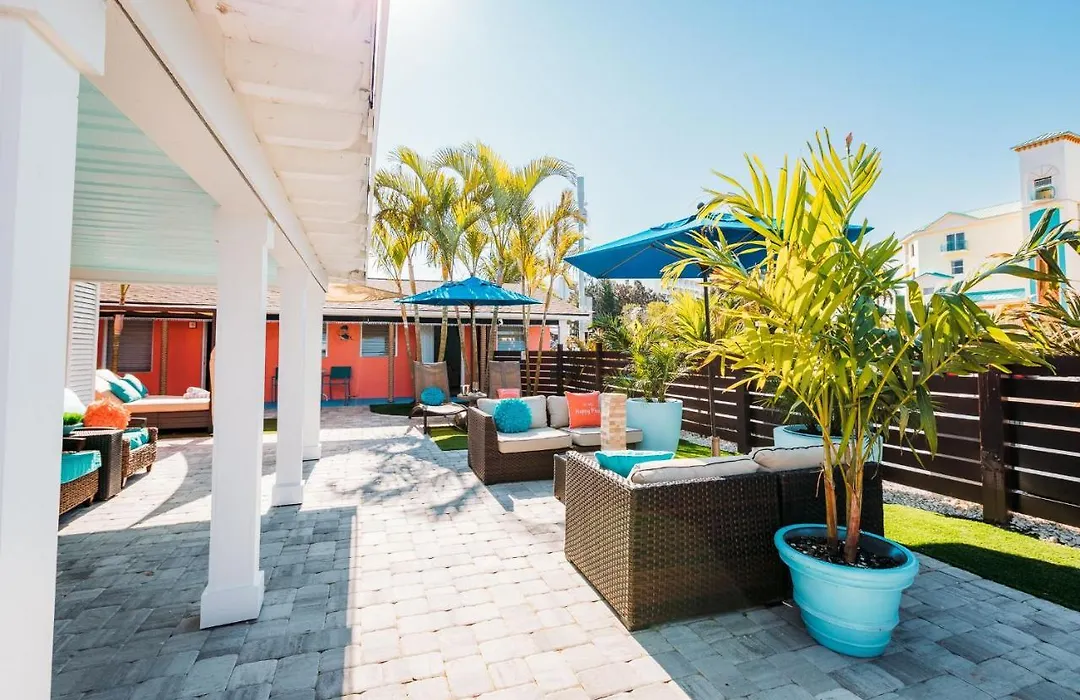 Cabanas Of Treasure Island-1